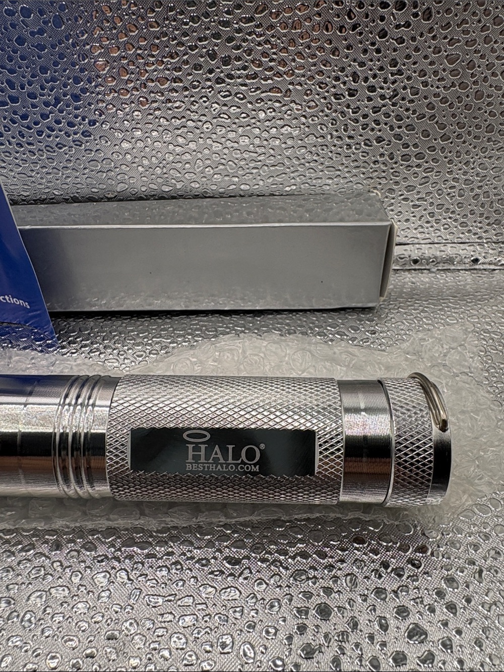 Halo Silver LED Telescoping Work Light - Picture 3 of 6